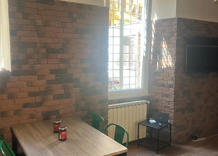 Apartman Cafe Re Di House