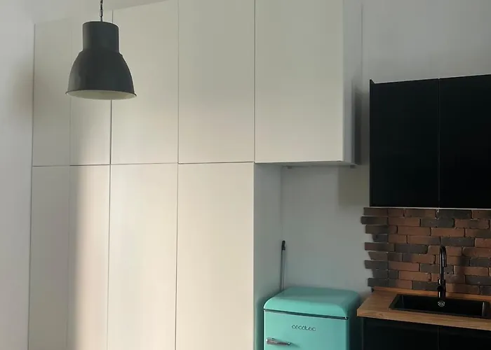 Apartment Cafe Re Di House